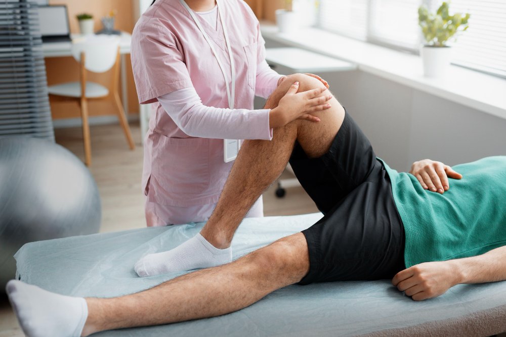 important to see a physiotherapist after knee surgery